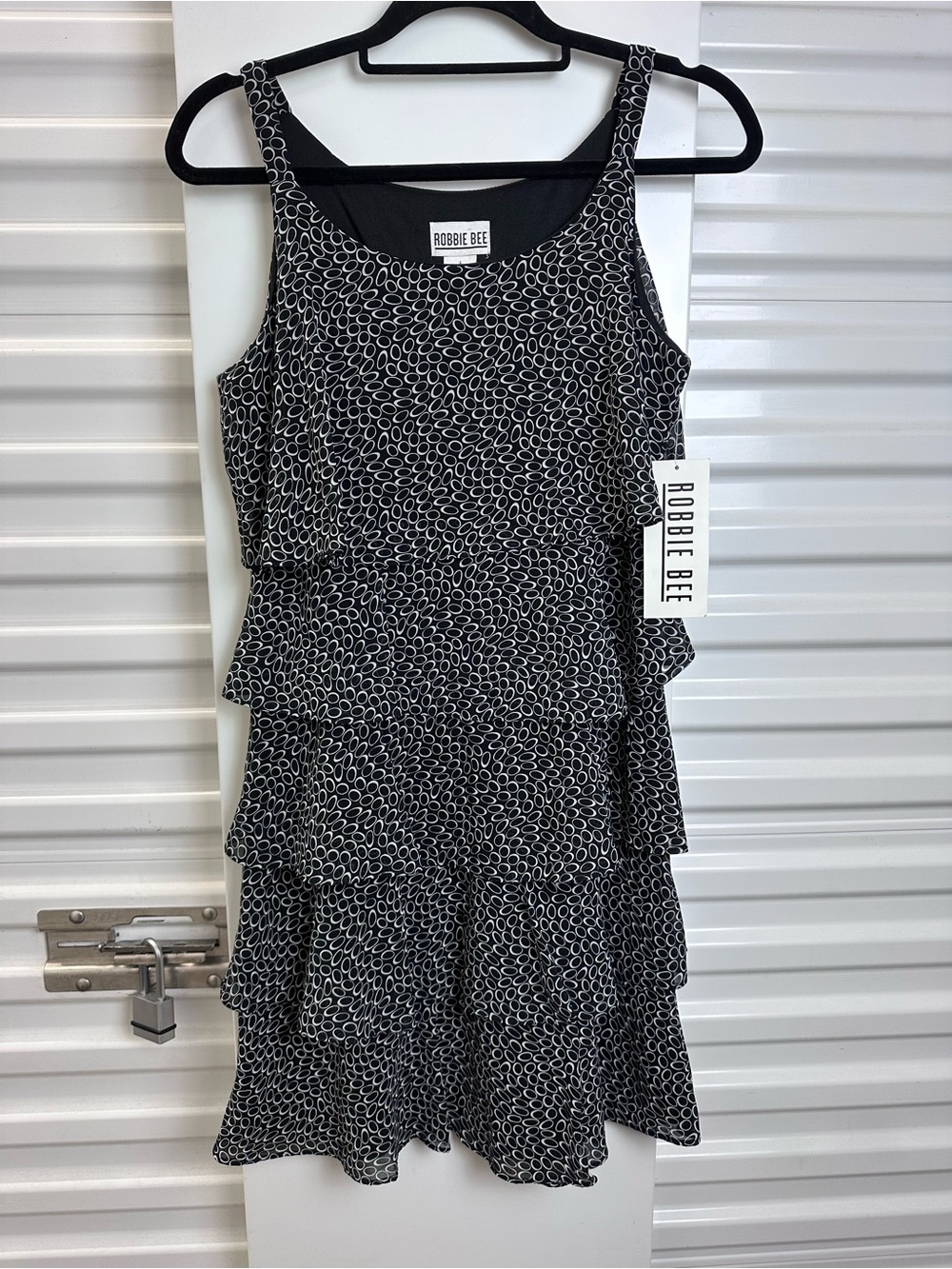 Robbie Bee Black & White Tiered Sleeveless Loop-Print Dress